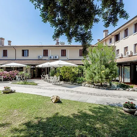 阿尔波斯塔酒店 3* 卡萨德拉戴里茨